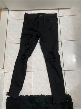 American eagle Black Distressed Women's Skinny Jeans
